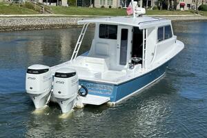 32ft Mabry Yacht For Sale