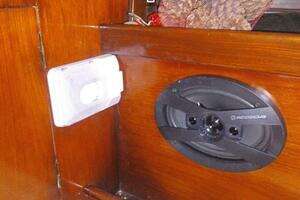 1984 Beneteau First 38.5 thumbnail 11