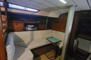 1984 Beneteau First 38.5 thumbnail 8