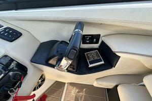 29ft Regal Yacht For Sale