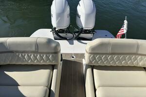 29ft Regal Yacht For Sale