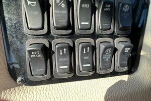 29ft Regal Yacht For Sale