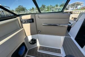 29ft Regal Yacht For Sale