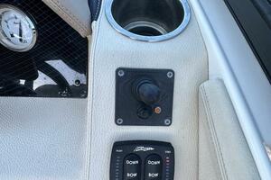 29ft Regal Yacht For Sale