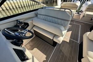 29ft Regal Yacht For Sale