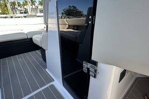 29ft Regal Yacht For Sale
