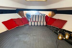 38ft Intrepid Yacht For Sale