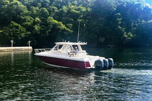 38ft Intrepid Yacht For Sale