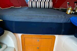 38ft Intrepid Yacht For Sale