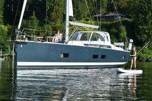 2014 Beneteau Oceanis 55 thumbnail 1