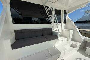 1999 Viking 58 Convertible thumbnail 7