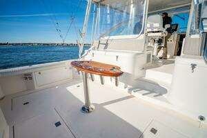 2007 Cabo 40 Express thumbnail 3