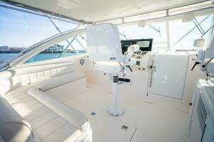 2007 Cabo 40 Express thumbnail 17