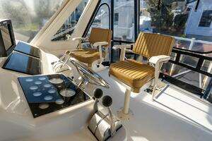 1998 Ocean Yachts 48 Super Sport thumbnail 45