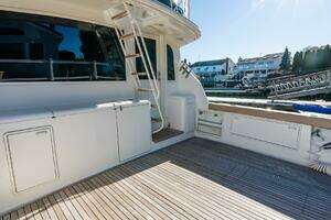 1998 Ocean Yachts 48 Super Sport thumbnail 10