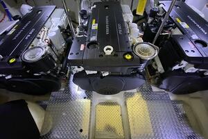 Inconseavable 50ft Marquis Yacht For Sale