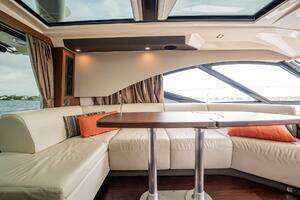 2015 Sea Ray 510 Sundancer thumbnail 74