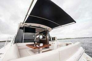 2015 Sea Ray 510 Sundancer thumbnail 116