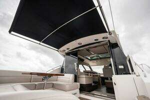 2015 Sea Ray 510 Sundancer thumbnail 53