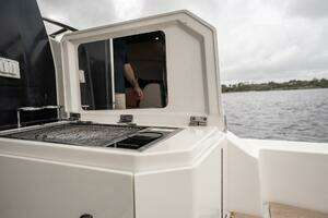2015 Sea Ray 510 Sundancer thumbnail 115