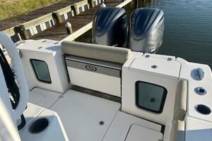 28ft Sportsman Yacht For Sale