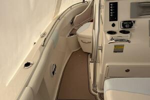 22ft Robalo Yacht For Sale