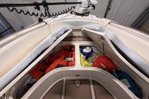 22ft Robalo Yacht For Sale