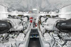 2022 Viking 68 Enclosed Bridge thumbnail 69
