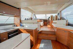 2022 Princess F55 thumbnail 25