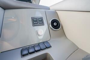 57FT (17.6M) PRINCESS