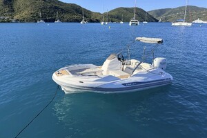 54ft Aquila Yacht For Sale