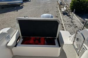 26ft Regal Yacht For Sale