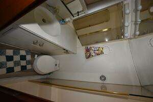 1993 Ocean Yachts 44 Motoryacht thumbnail 19