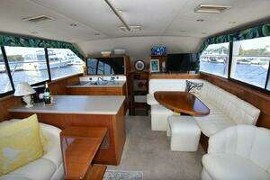 1993 Ocean Yachts 44 Motoryacht thumbnail 36