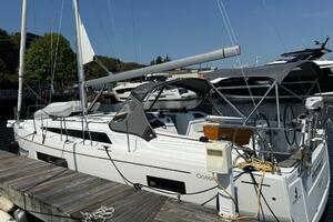 Disconnect 40ft Beneteau Yacht For Sale