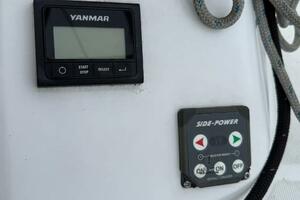 Disconnect 40ft Beneteau Yacht For Sale