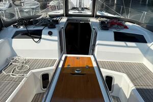 Disconnect 40ft Beneteau Yacht For Sale