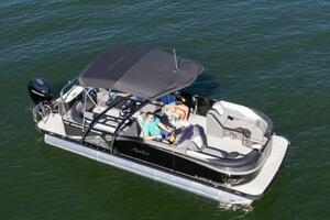 24ft Avalon Yacht For Sale