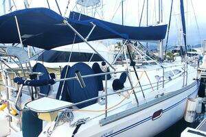 2007 Catalina 400 MK II thumbnail 9