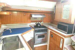2007 Catalina 400 MK II thumbnail 20