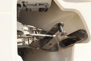 32ft Boston Whaler Yacht For Sale