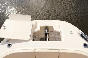 32ft Boston Whaler Yacht For Sale