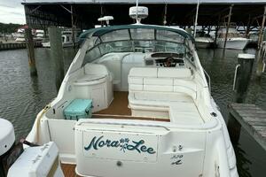 33ft Sea Ray Yacht For Sale