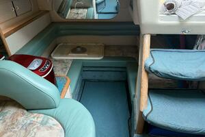 33ft Sea Ray Yacht For Sale