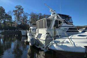 1988 Sea Ray 415 thumbnail 46