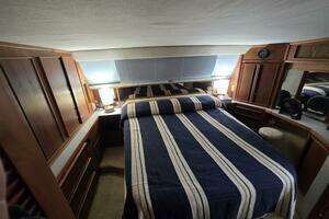 1988 Sea Ray 415 thumbnail 38
