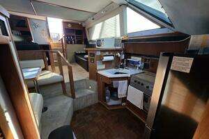 1988 Sea Ray 415 thumbnail 27