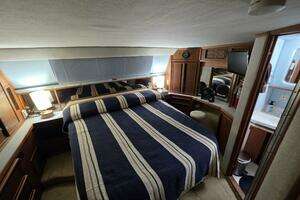 1988 Sea Ray 415 thumbnail 37