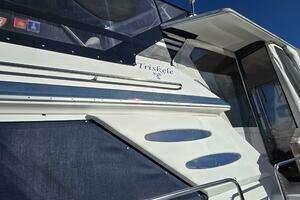 1988 Sea Ray 415 thumbnail 5