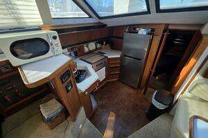 1988 Sea Ray 415 thumbnail 28